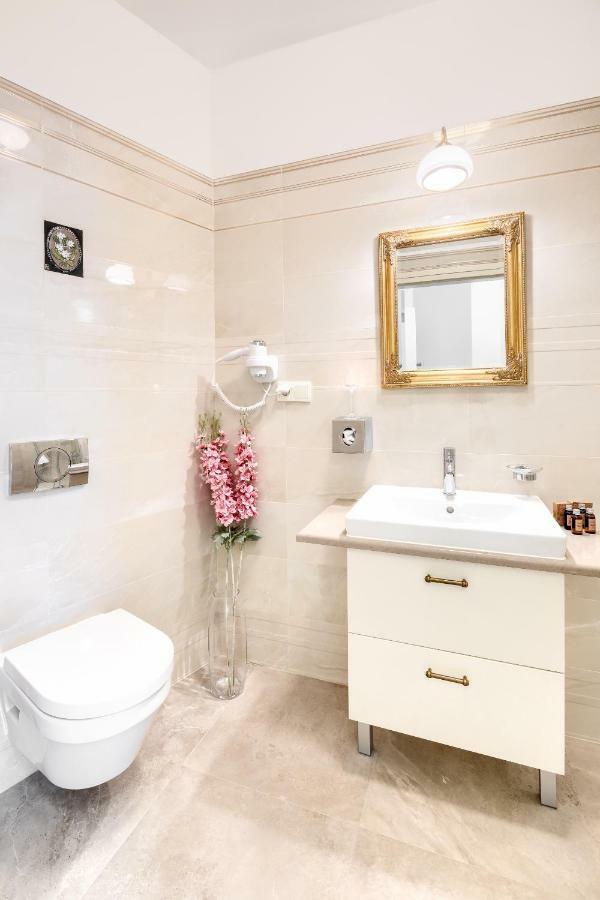 Apartamenty Pod Baranem Krakkó Kültér fotó